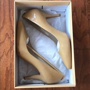 Michael Kors Nude shoes 7M